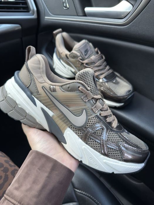 Nike V2K Runtekk Mink Brown