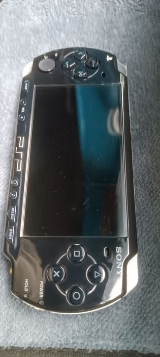 Продам psp 2004 64 gb