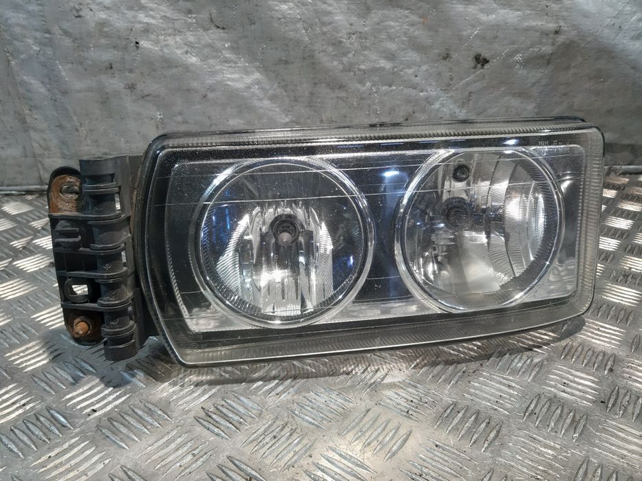 Reflektor Lampa Prawa Przód 504238093 Iveco