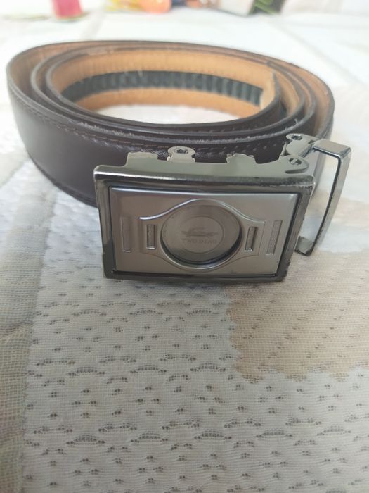 Pasek męski garniturowy.