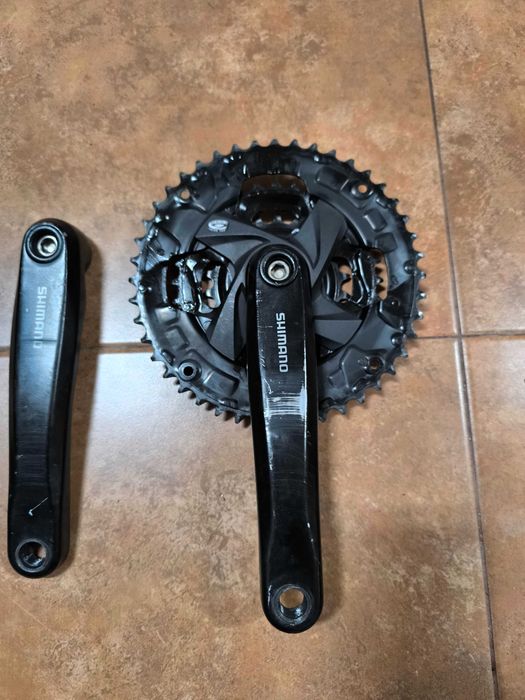 Pedaleira Shimano FC‑M371 3x9 velocidades – tripla 44/32/22