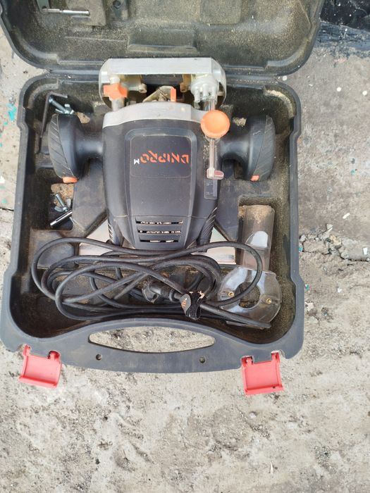 Фрезер Dnipro-M ER-148SB, 1400 Вт, кейс + набір фрез