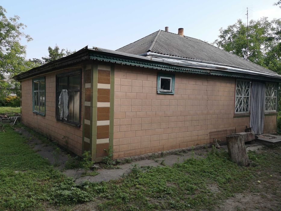 Продаж будинку в центрі с. Великі Канівці (7 км від м. Чорнобай)