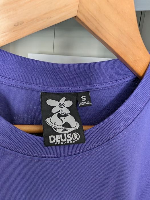 T-shirt Deus Ex Machina - nova