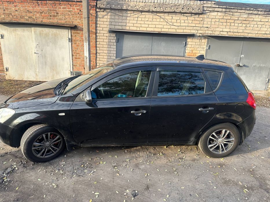 Продам кіа сід .
