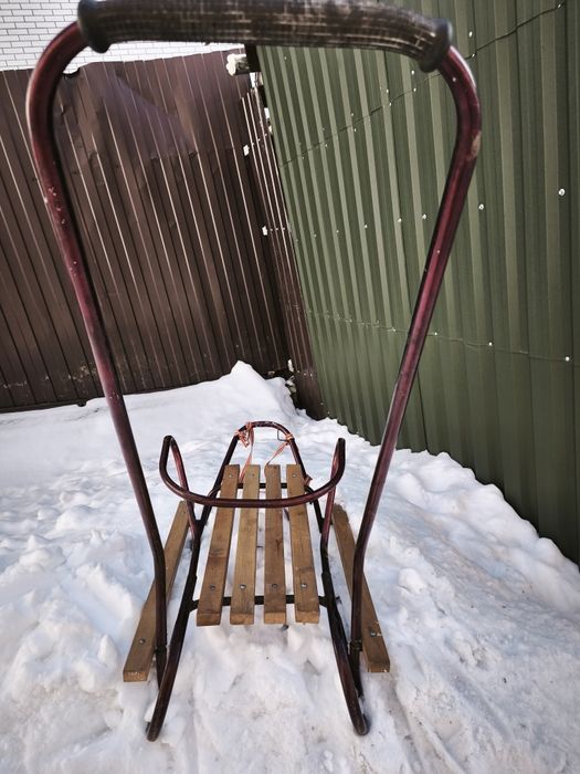 Продам санки з ручкою