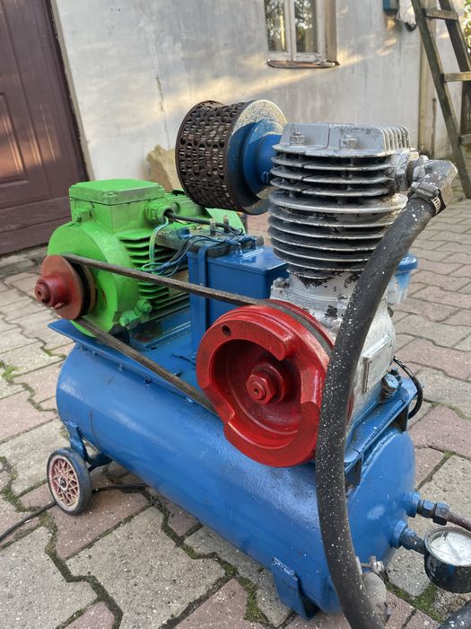 Автомобільний компресор