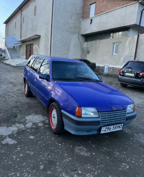 Продаю гарного кадета!!!