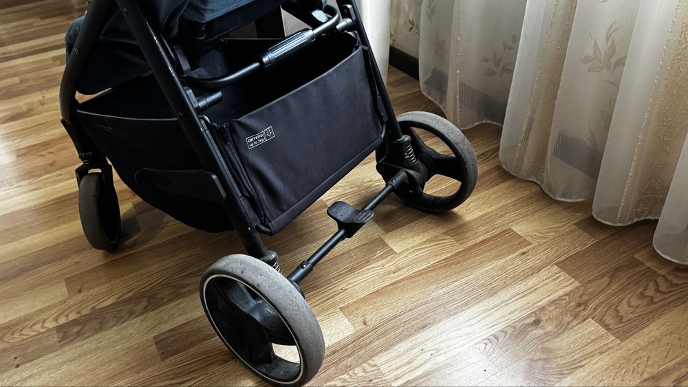 Прогулянковий дитячий візок Carrello Bravo CRL-8512