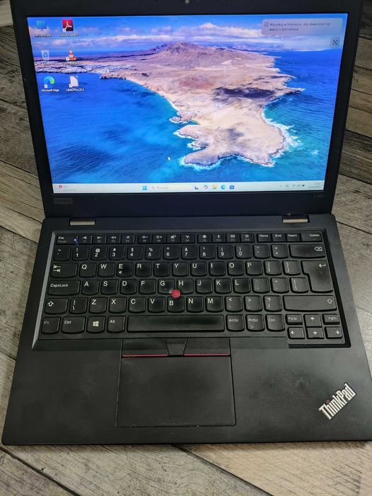 Laptop Lenovo Intel i3 87-gen 8 GB RAM dysk SSD 256GB mega komplet