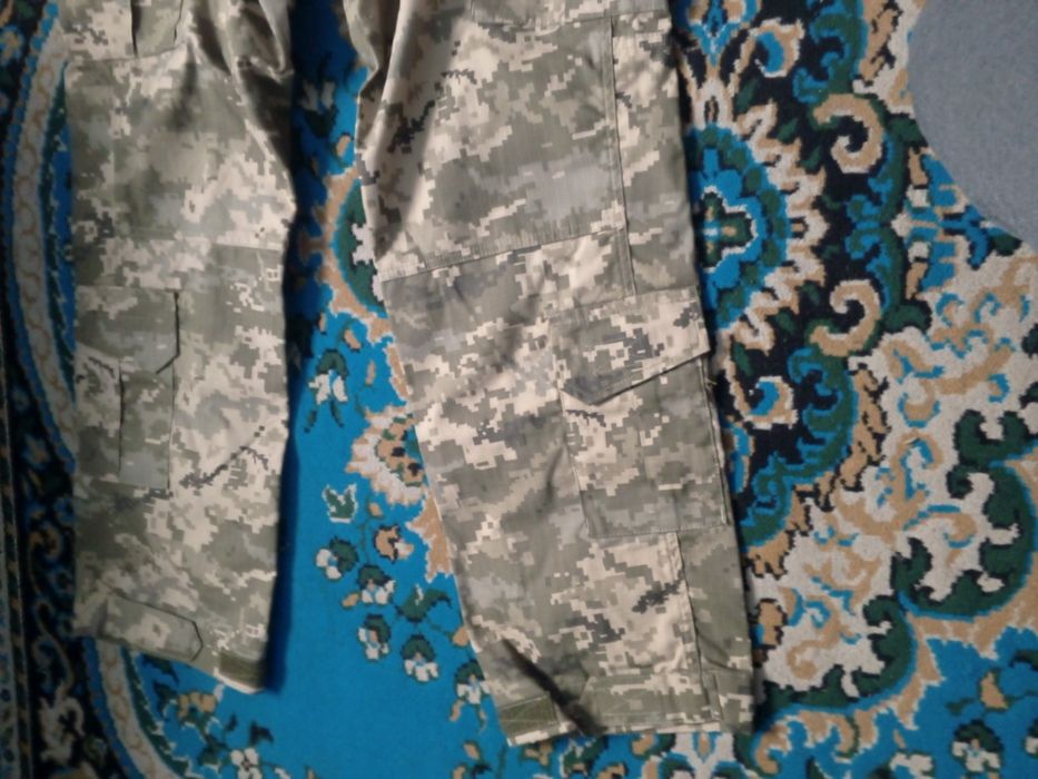 Піксельні штани нові торг