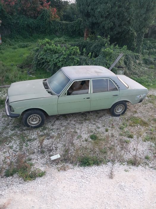 Mercedes  W123 1978