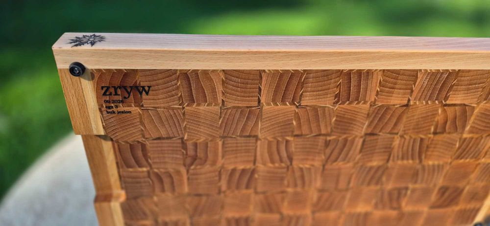 Deska do krojenia sztorcowa buk–jesion 47×25×4 cm | ręczna robota