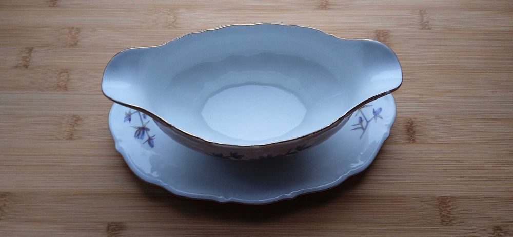 Stara sosjerka porcelanowa  BOGUCICE.