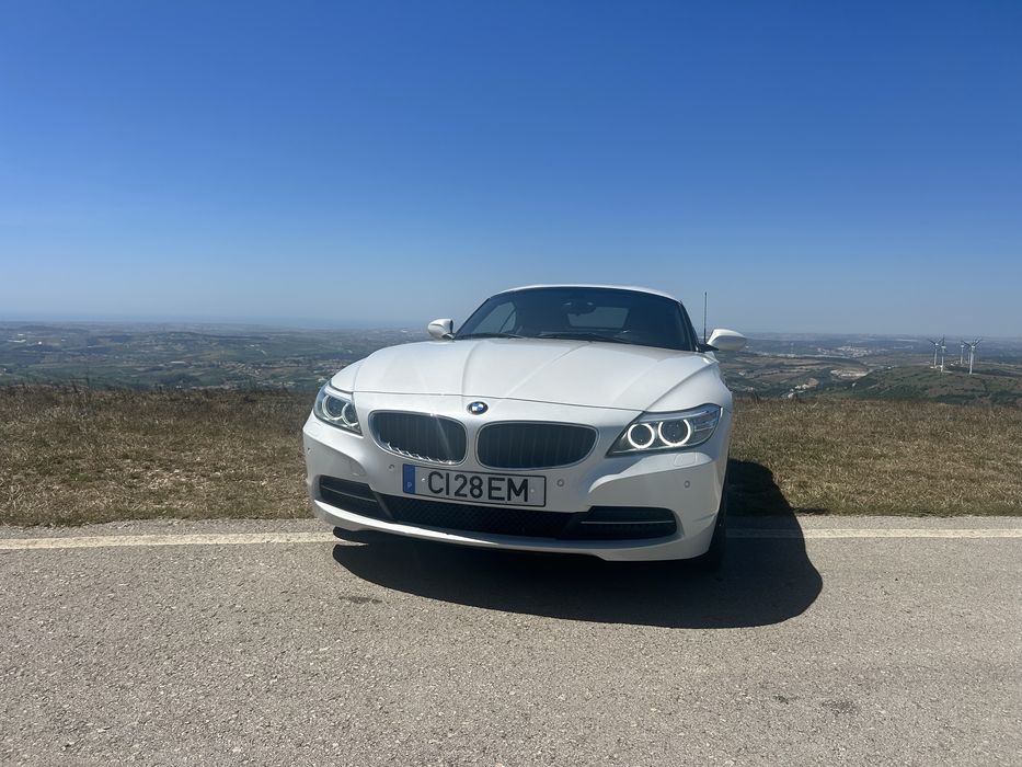 BMW Z4  caixa automatica 8 velocidades