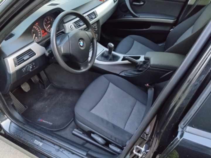 Bmw 3 e90 318 i benzyna