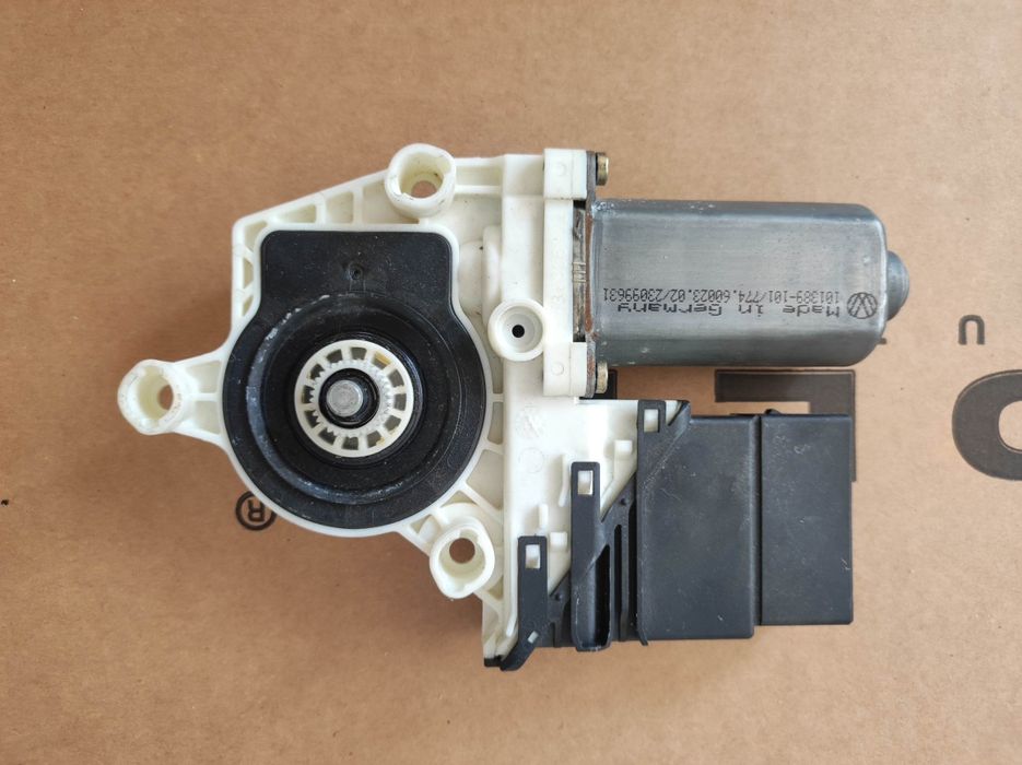 Motor elevador de vidro VW Golf 4