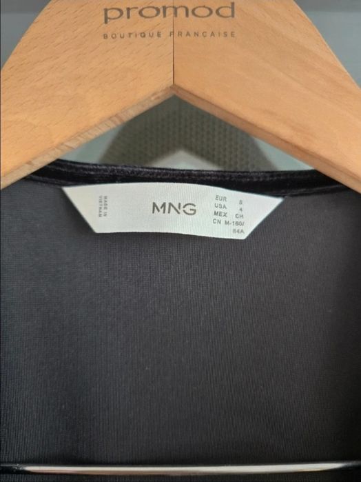 Sukienka welurowa Mango r. S czarna elegancka na guziki