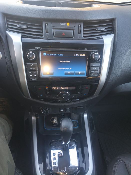 Renault Alaskan Nissan Navara d23