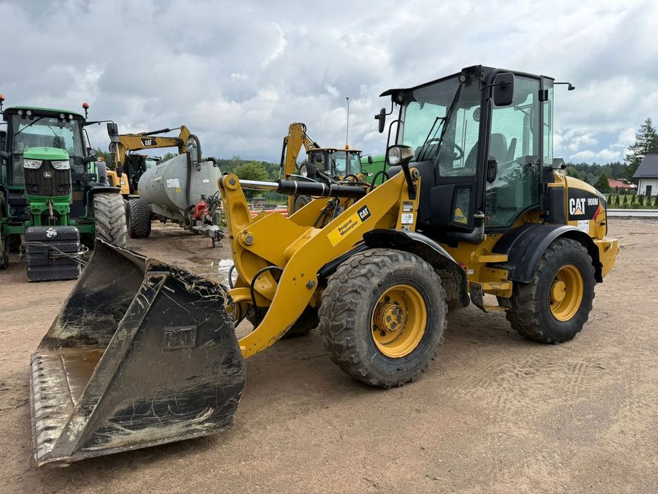 Caterpillar 908 M  Pierwszy wlasciciel Stan bardzo dobry 109tys netto