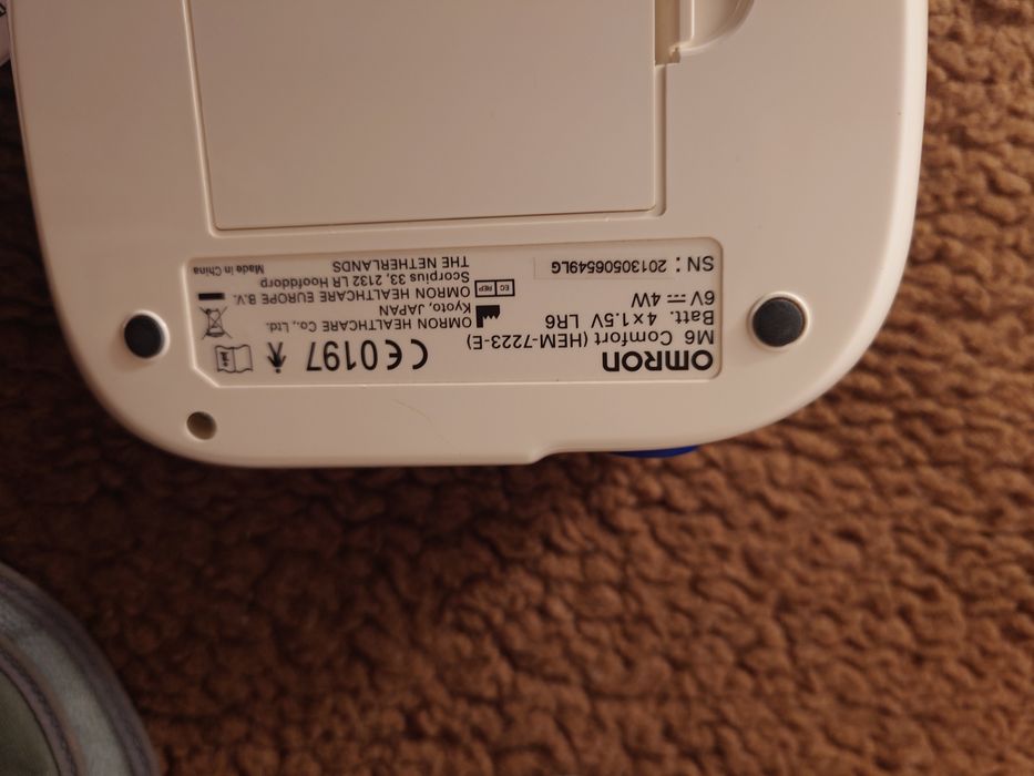 Ciśnieniomierz Omron M6 Comfort