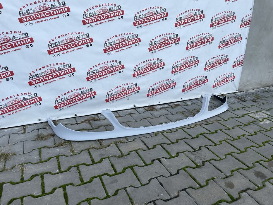 Накладка бампера Мерседес Віто 639