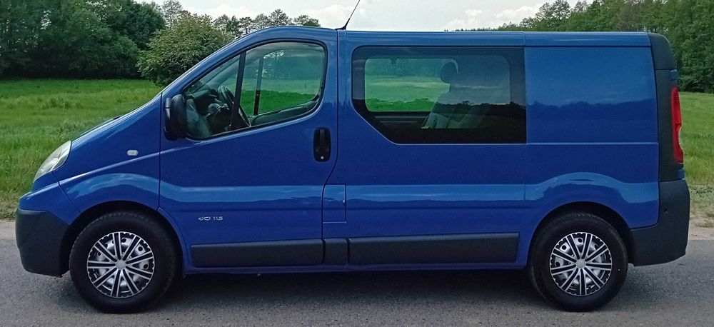 Renault Trafic  2.0 dCi 115 PS  2008r  Passenger , Klima ,Hak..