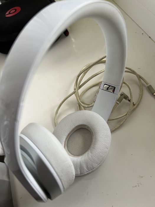 Наушники оригинальные Apple .  Beats Solo² (Solo 2) Wired, белые.