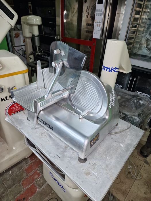 Слайсер Bizerba профессиональный из Германии