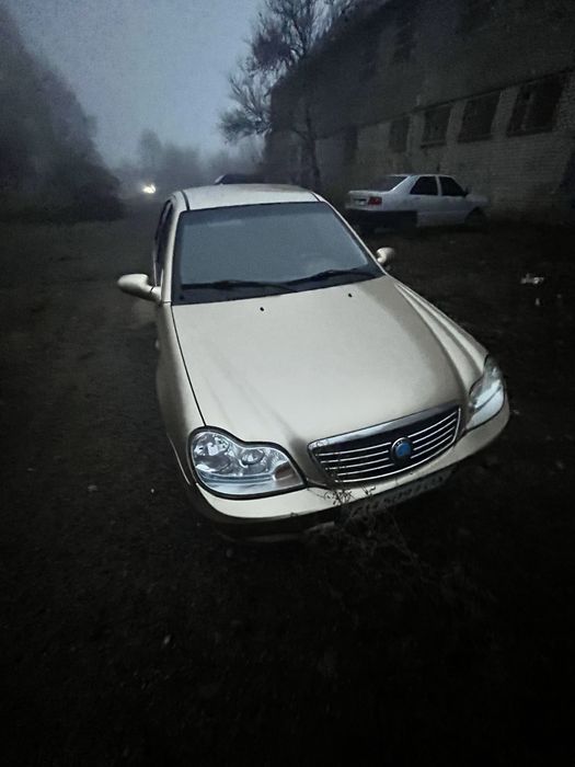 Продам джилли ск-2 2013 года + Passat b6 бляха