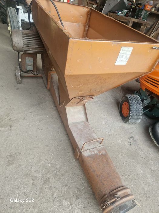 Dmuchawa do ziarna / przenośnik pneumatyczny do ziarna