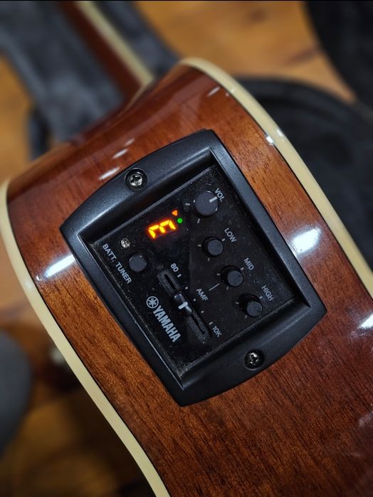Yamaha CPX 700II SDB гітара електроакустична акустична