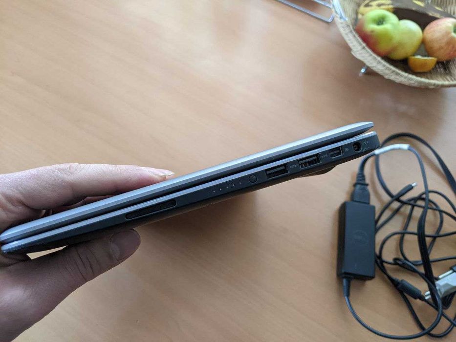 Ноутбук-планшет Dell XPS12 металевий Core i5+SSD батарея 2години Сенсорний