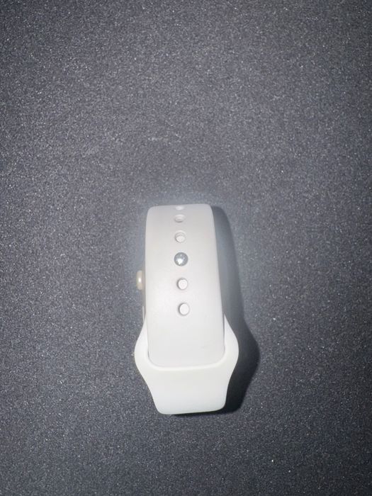 Apple watch 7 series (white)