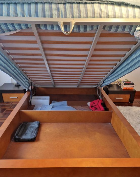 Mobília de quarto Antarte em Cerejeira e wengué