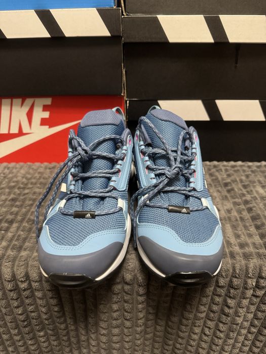 Жіночі трекінгові 42(26,5см) кросівки Adidas Terrex AX3