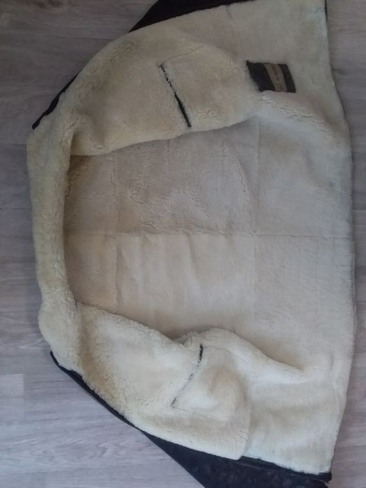 Куртка кожаная ( дубленка натуральная ).