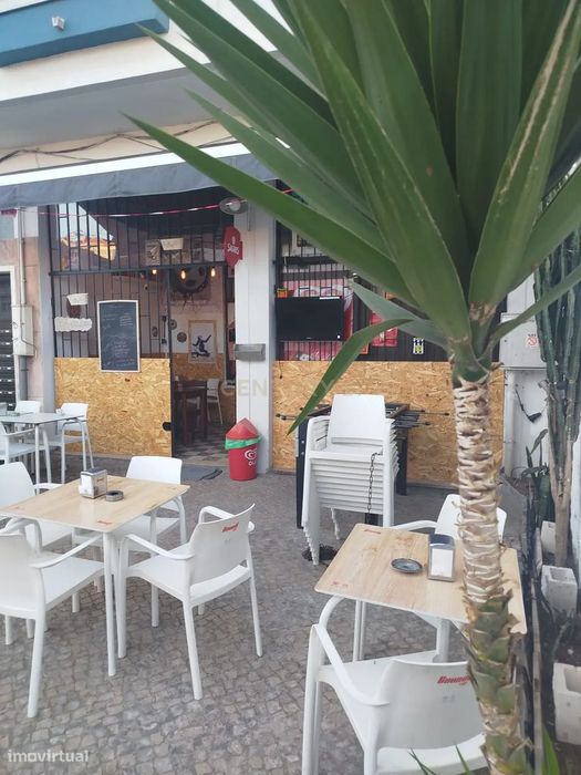 Trespasse  em Almada