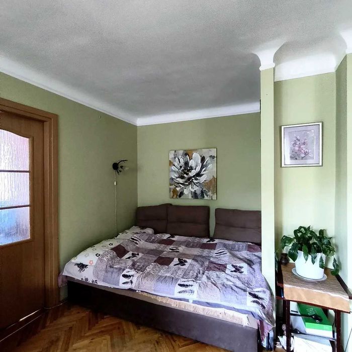 Продаж квартири по вул Коновальця, Держпрограми.