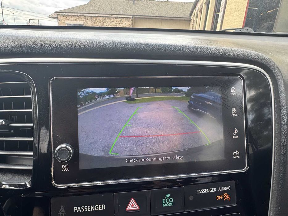 Mitsubishi Outlander Phev      2018