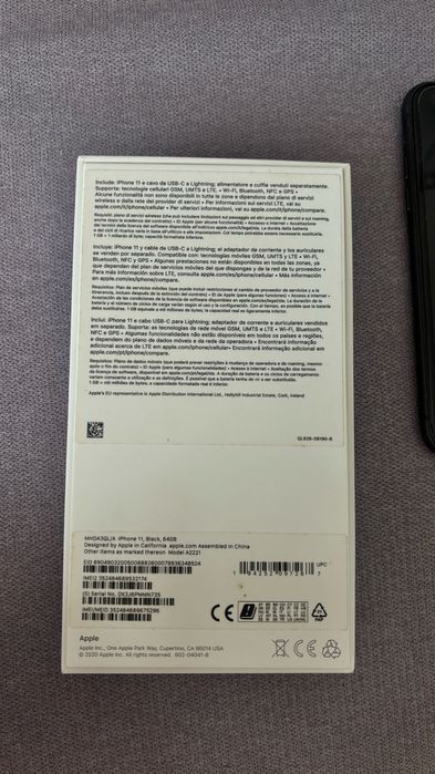 Iphone 11 usado, com 64gb e inclui acessorios