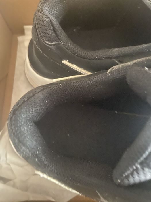 Кроссовки Nike оригинал 40.5 коробка