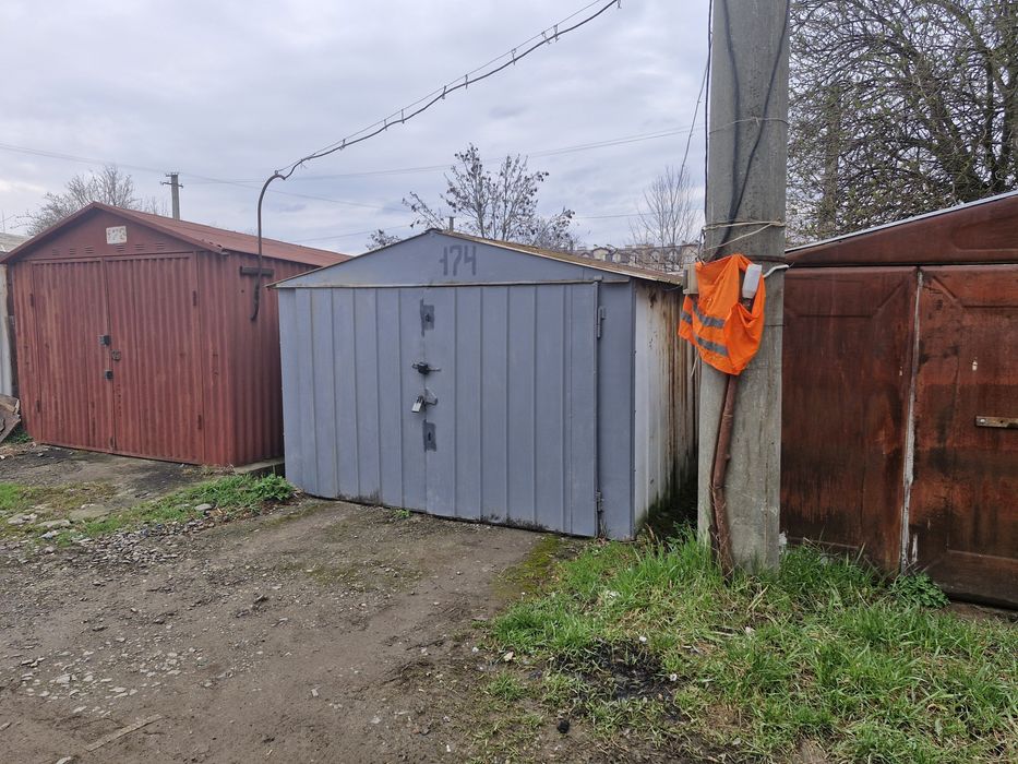 Продам металевий гараж Н.Район, вул.Бабяка,3 поруч АЗС ОККО, Епіцентр
