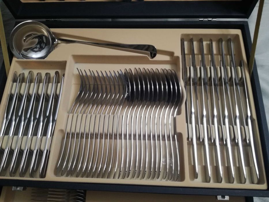Faqueiro Inox NOVO Benguela - 130 PÇS