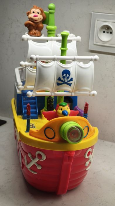 Statek piracki , dźwięki otwietany (odbiór osobisty 30zl)