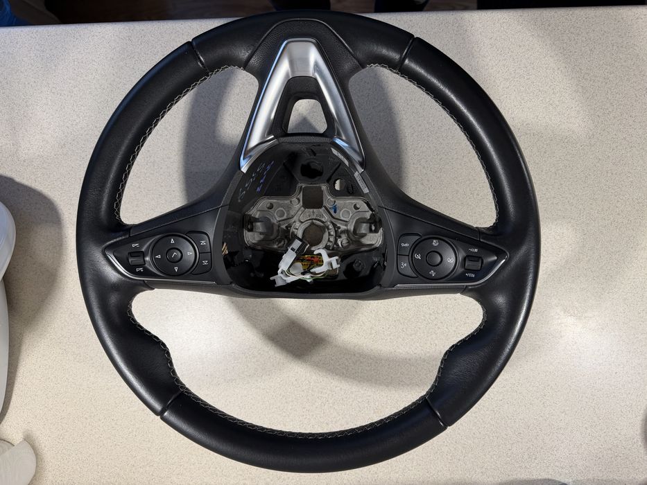 Kierownica skórzana insignia b