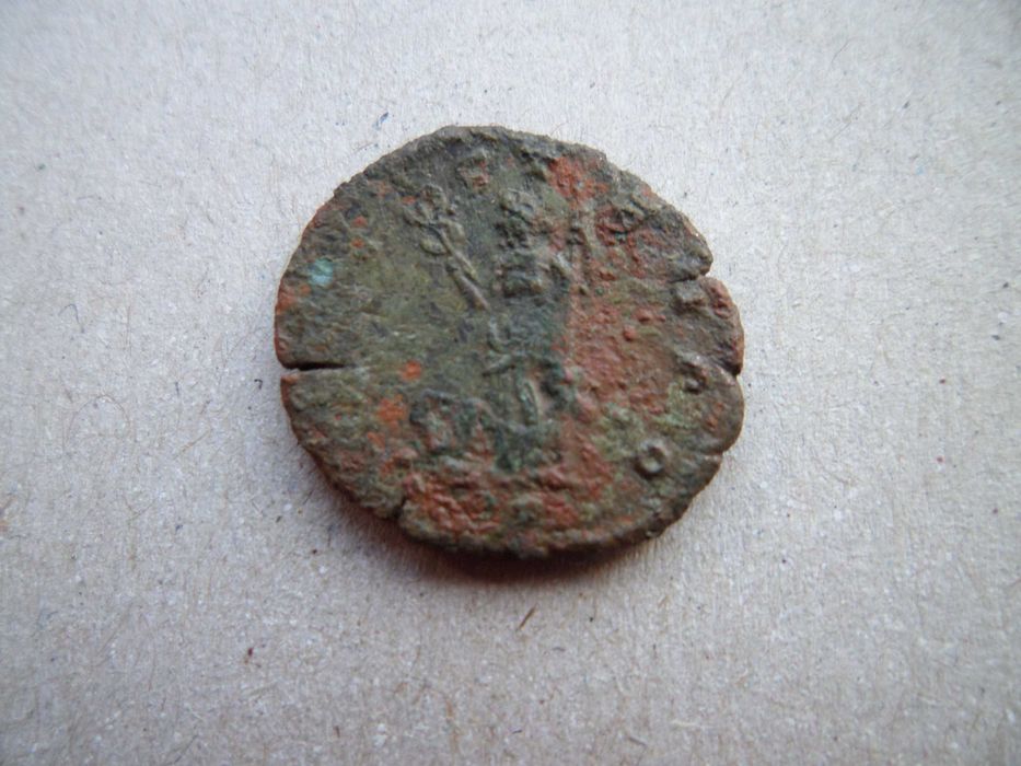 Moeda Romana em Bolhão  (para identificar / Classificar  34 )