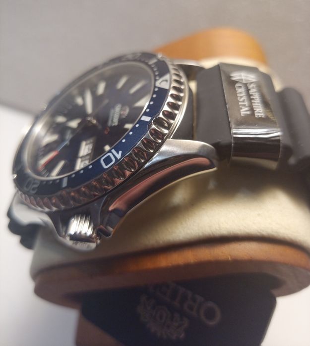 Чоловічий годинник Orient Mako III з автопідзаводом 200M Сапфір

Чолов