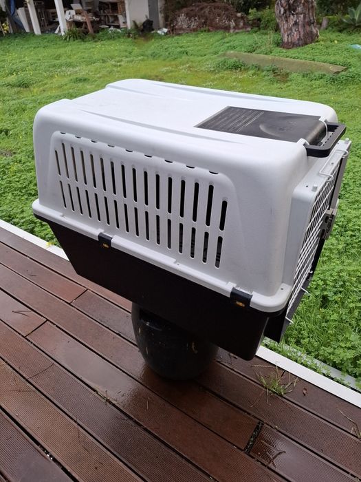Caixa de transporte para cães
