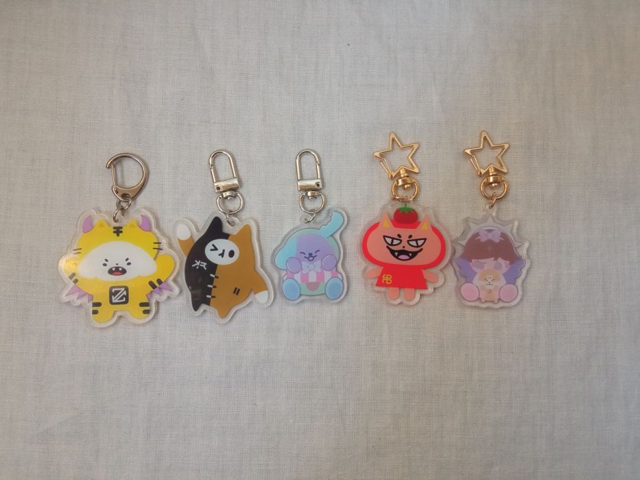 Брелки GMMTW и подвеска My golden blood